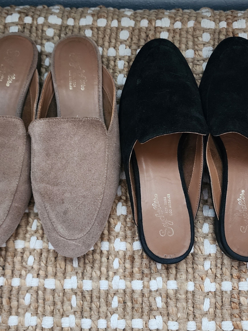 Seychelles Suede Flat Mules - Black and Taupe Women's Size 8.5 90s Fall